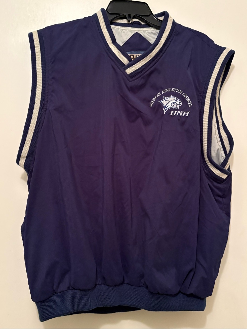 Vintage UNH Pullover Vest